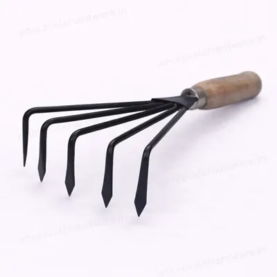 cultivating tool with handle